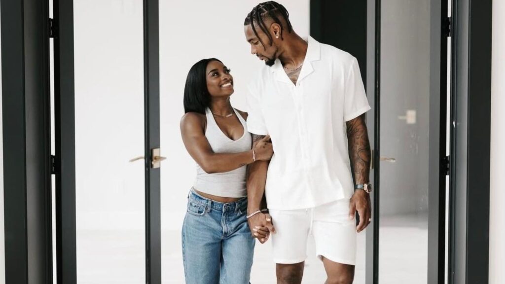 Simone Biles and Jonathan Owens 