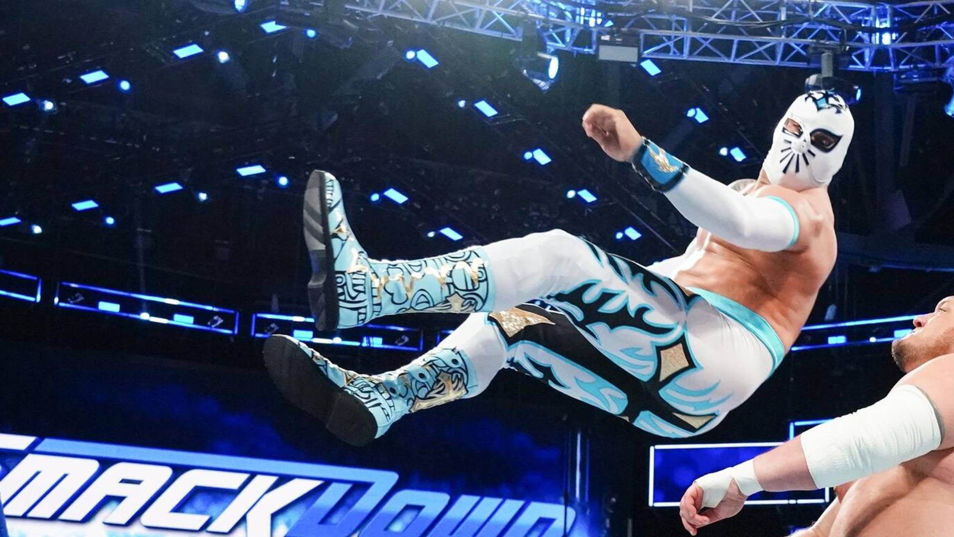 4. Sin Cara