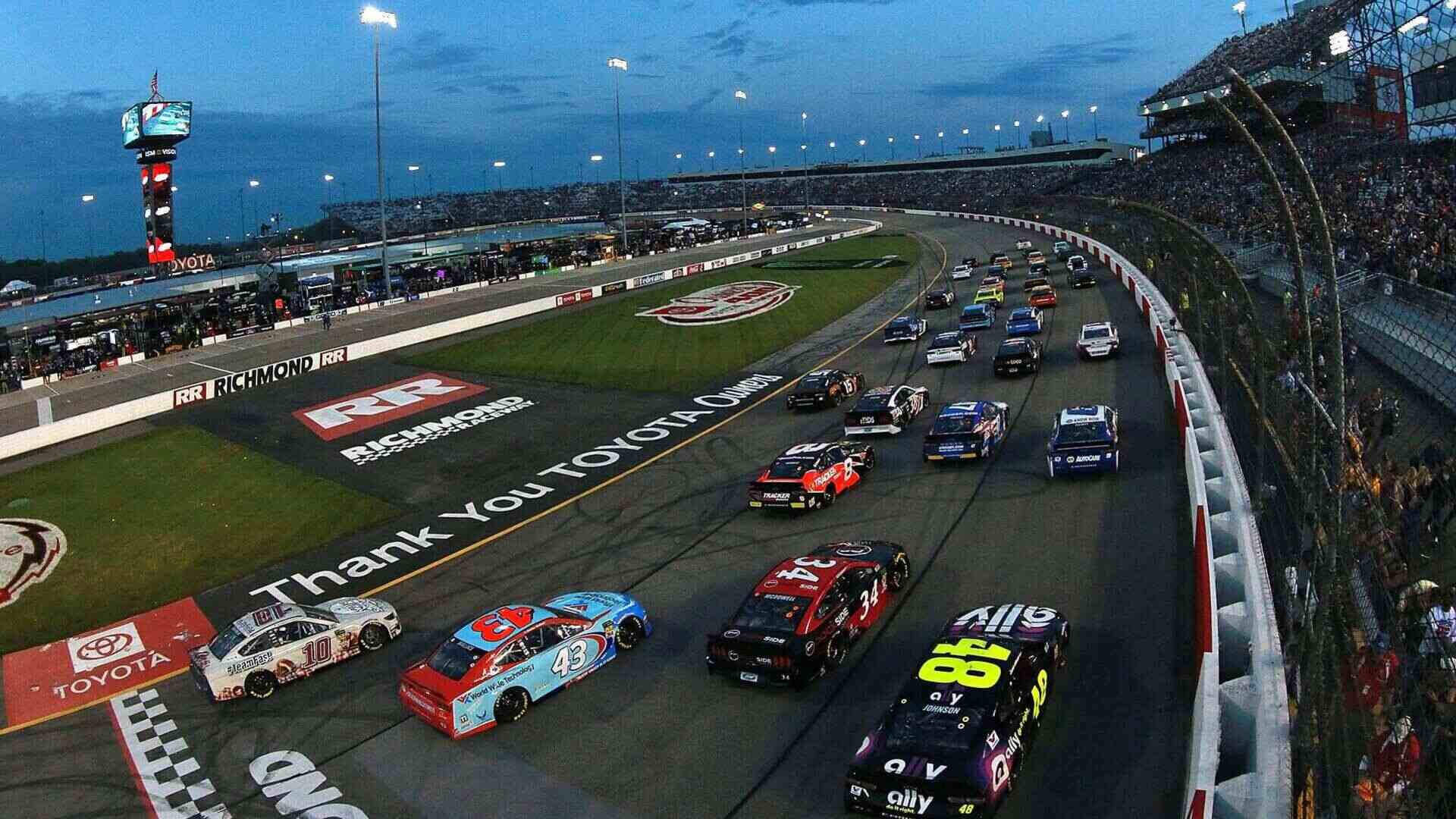 3. Richmond Raceway (0.75 miles) – “America’s Premier Short Track”