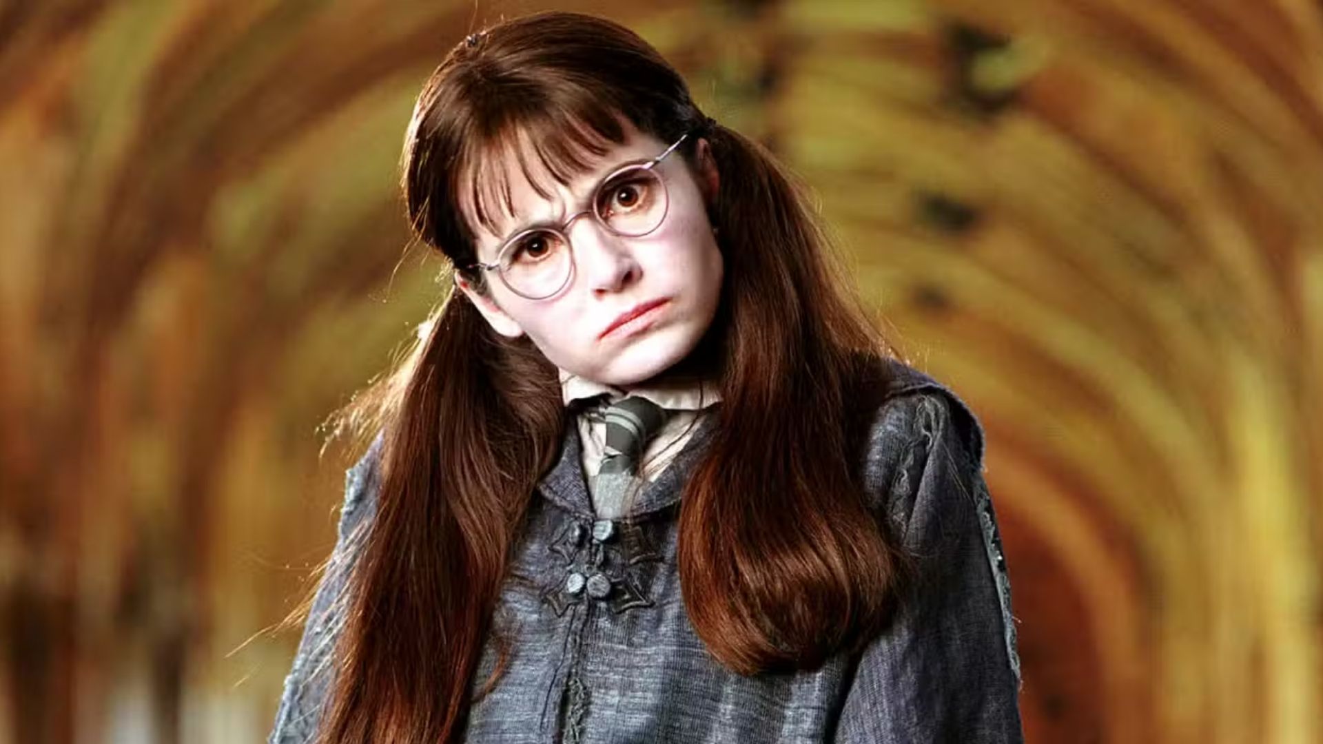Shirley Henderson in Harry Potter