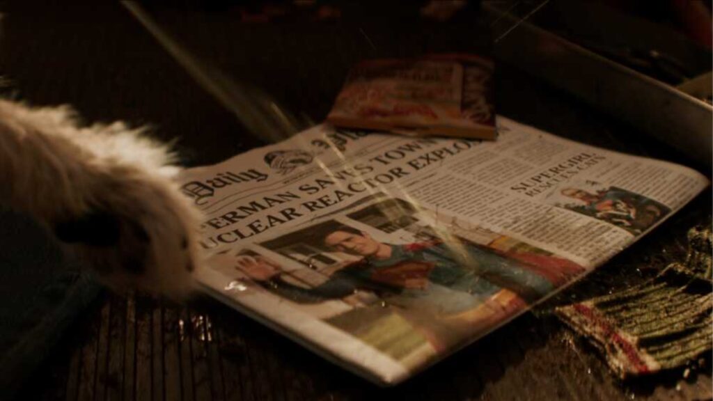 The newspaper in 'Supergirl's teaser (Image: Warner Bros)