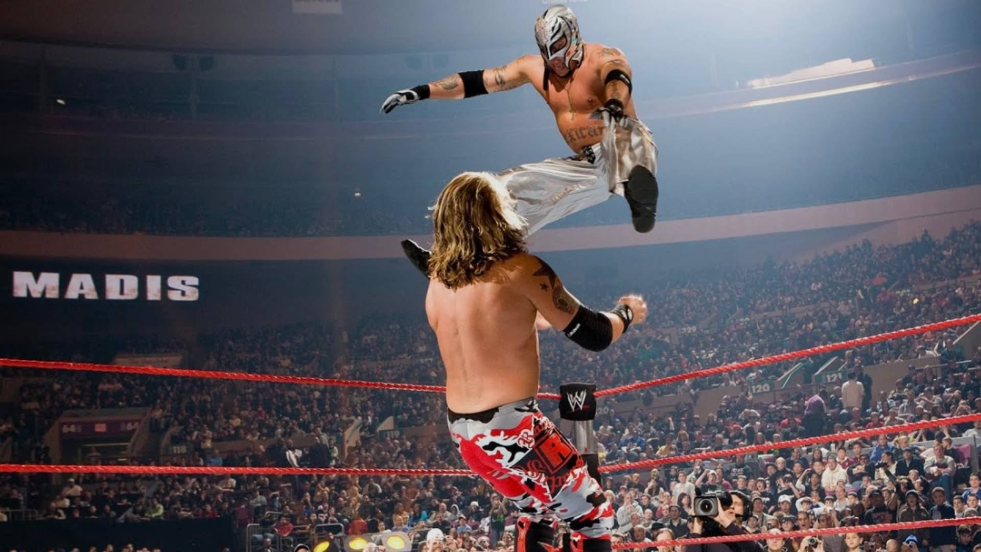 6.⁠ ⁠Royal Rumble 2008 Subway Brawl