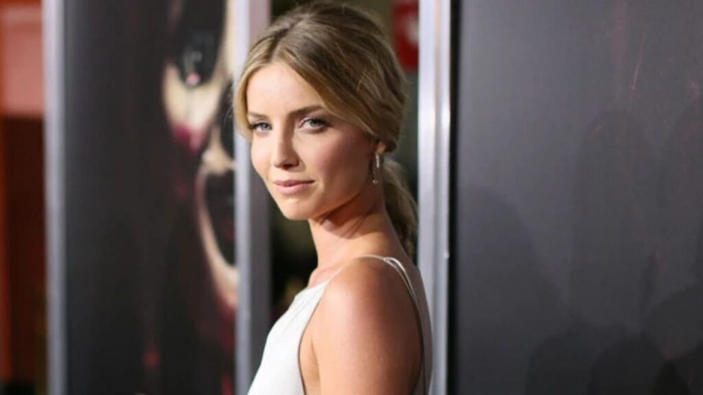Annabelle Wallis