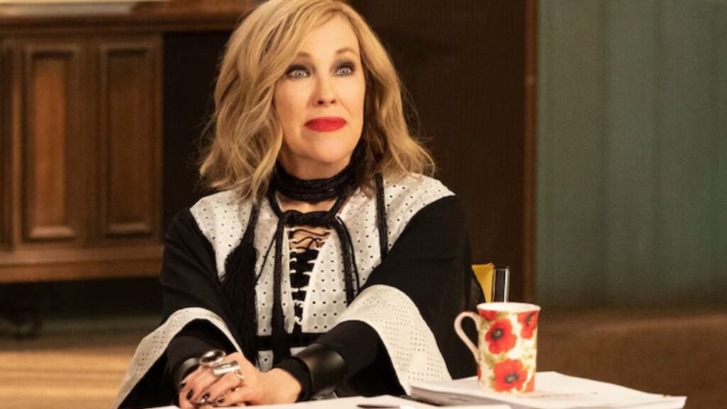 Catherine O'Hara took inspiration from Daphne Guinness to play the role of Moira Rose (Image: CBC)