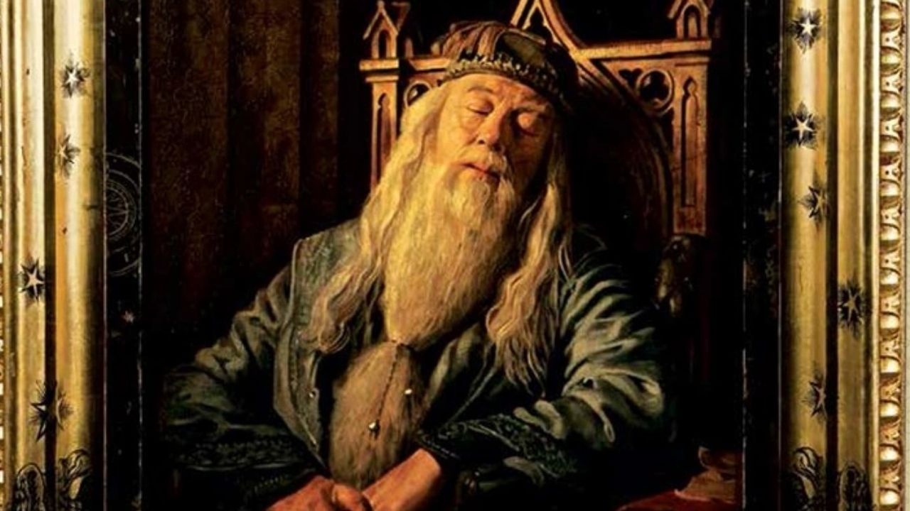 The Truth About Dumbledore’s Portrait in ‘Harry Potter’, Explained Dumbledore’s Portrait in Harry Potter
