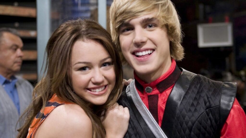 Miley Cyrus and Cody Linley in Hannah Montana