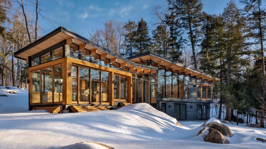 The 'Heated Rivalry' Cottage