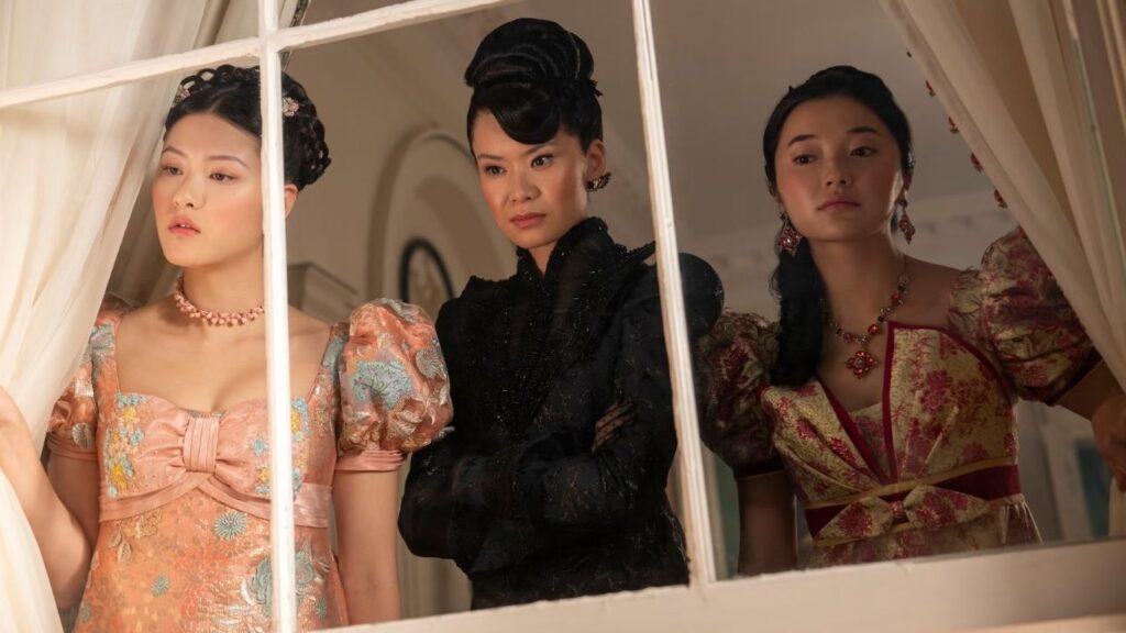 Posy with her mother and sister