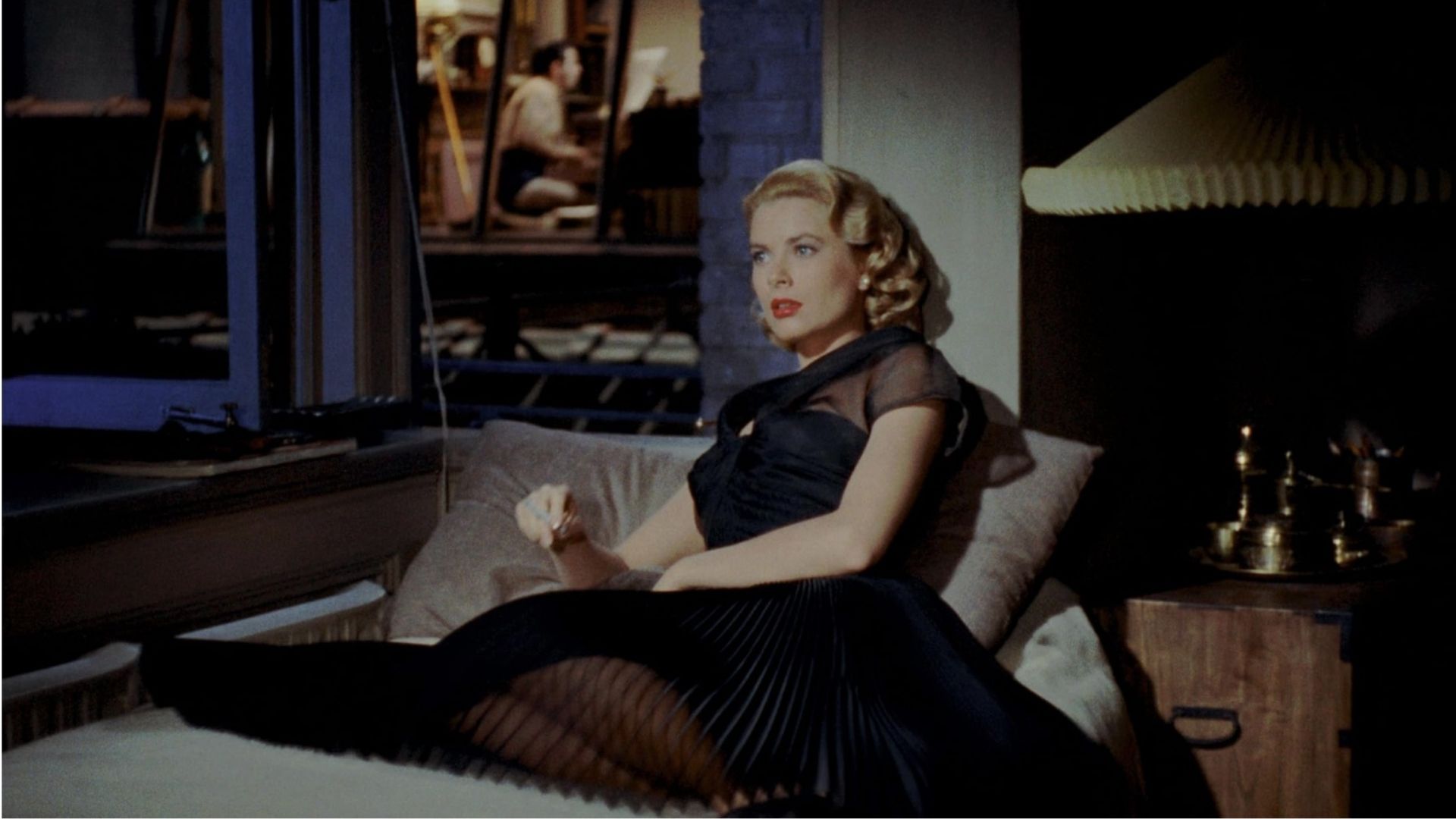 Grace Kelly In Rear Window