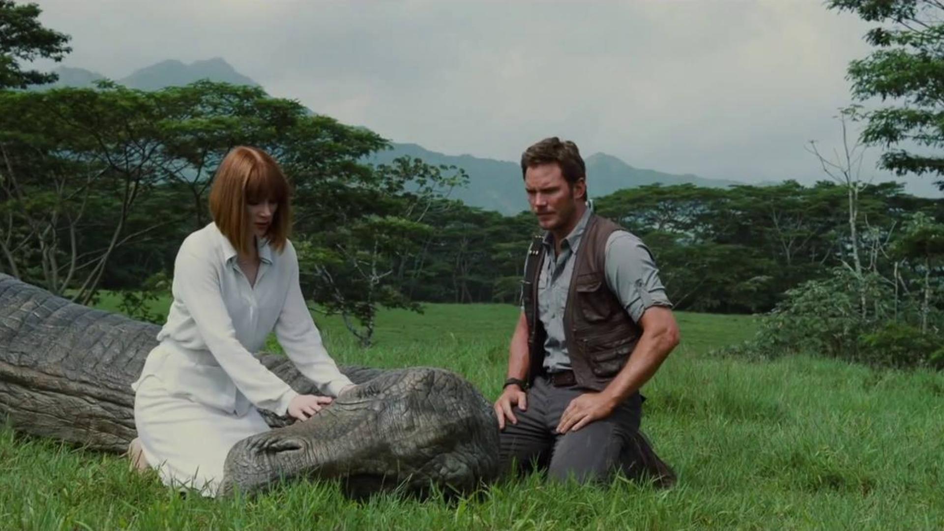 Claire and Owen Grady in Jurassic World (2015)