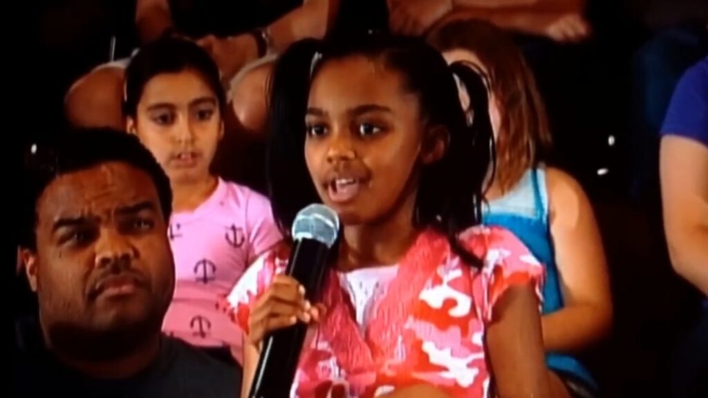 China Anne McClaine on Hannah Montana (Image: Disney)