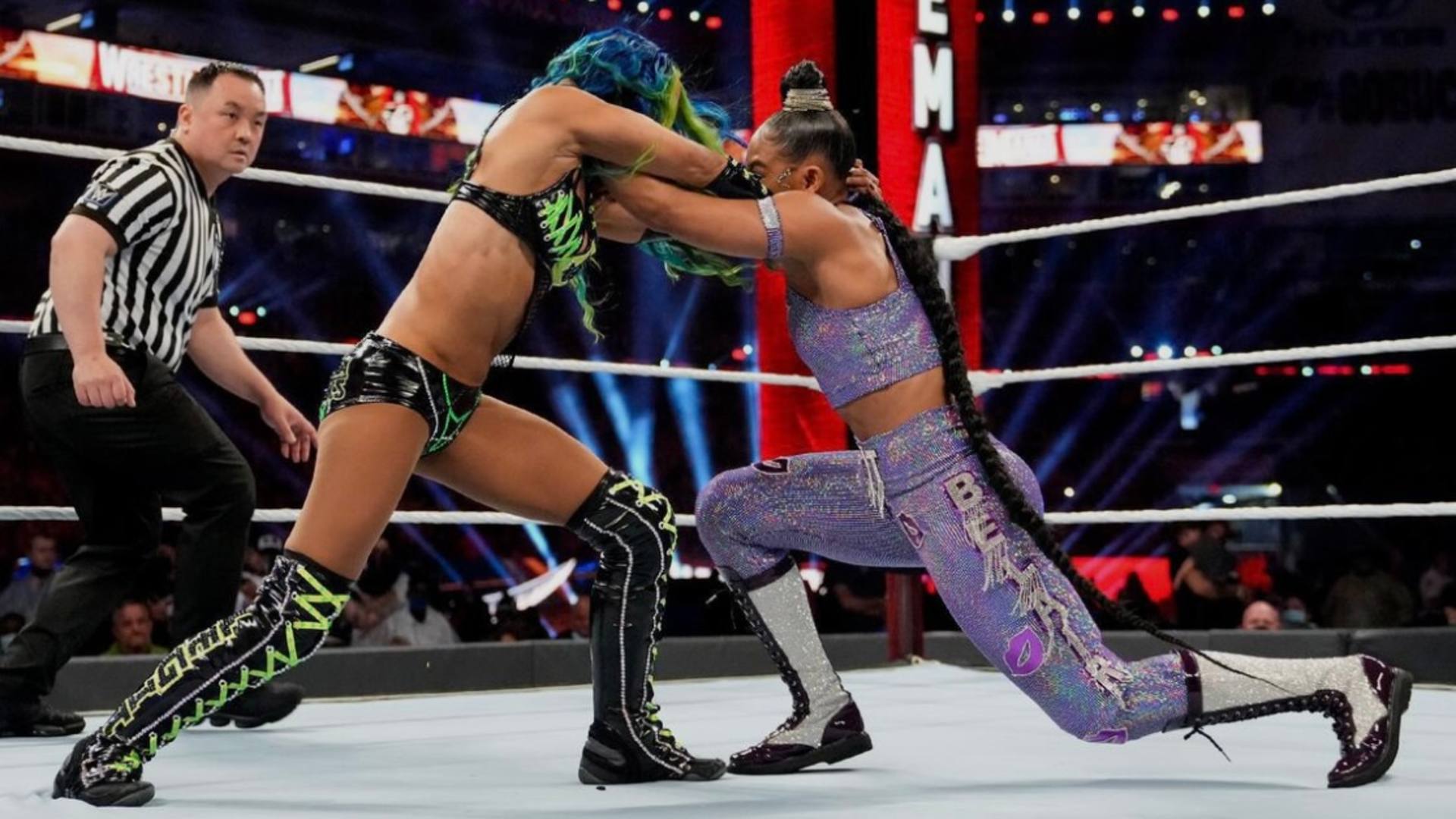 2.⁠ ⁠Bianca Belair vs. Sasha Banks Makes History (WrestleMania 37)