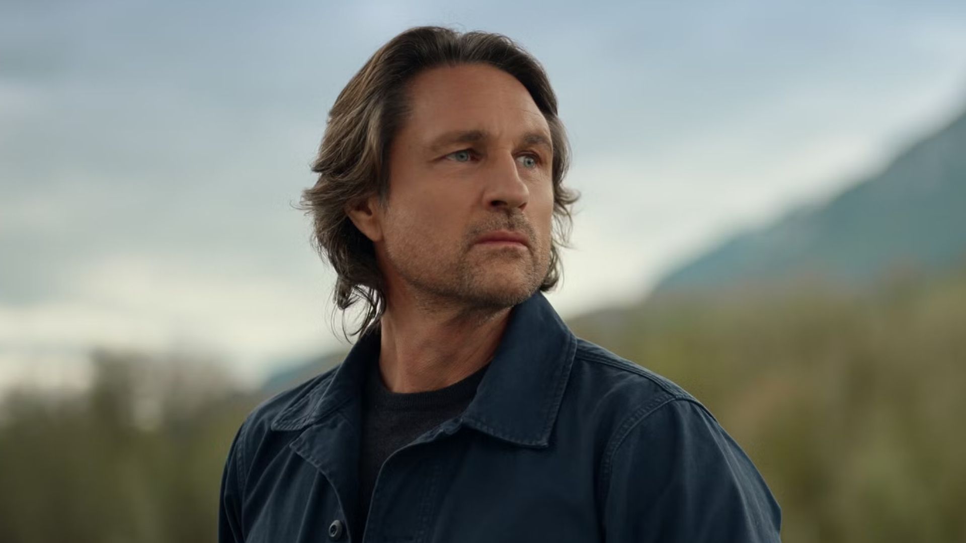 Martin Henderson in Virgin River