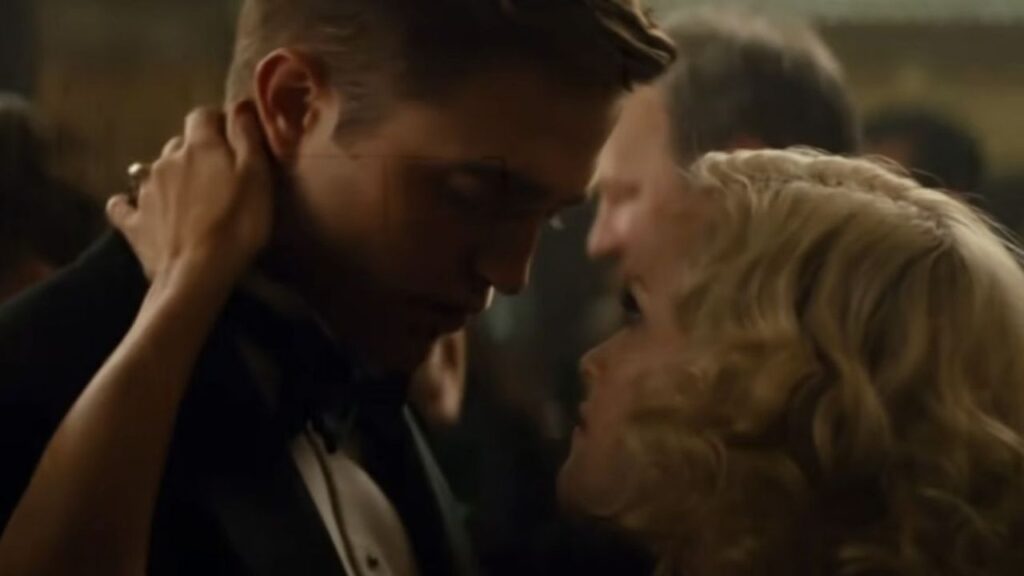 Reese Witherspoon Kissing Scene With Robert Pattinson