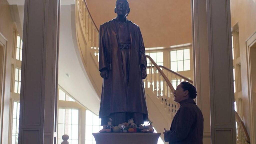 Aunt Lydia in The Testaments (Image: Hulu)