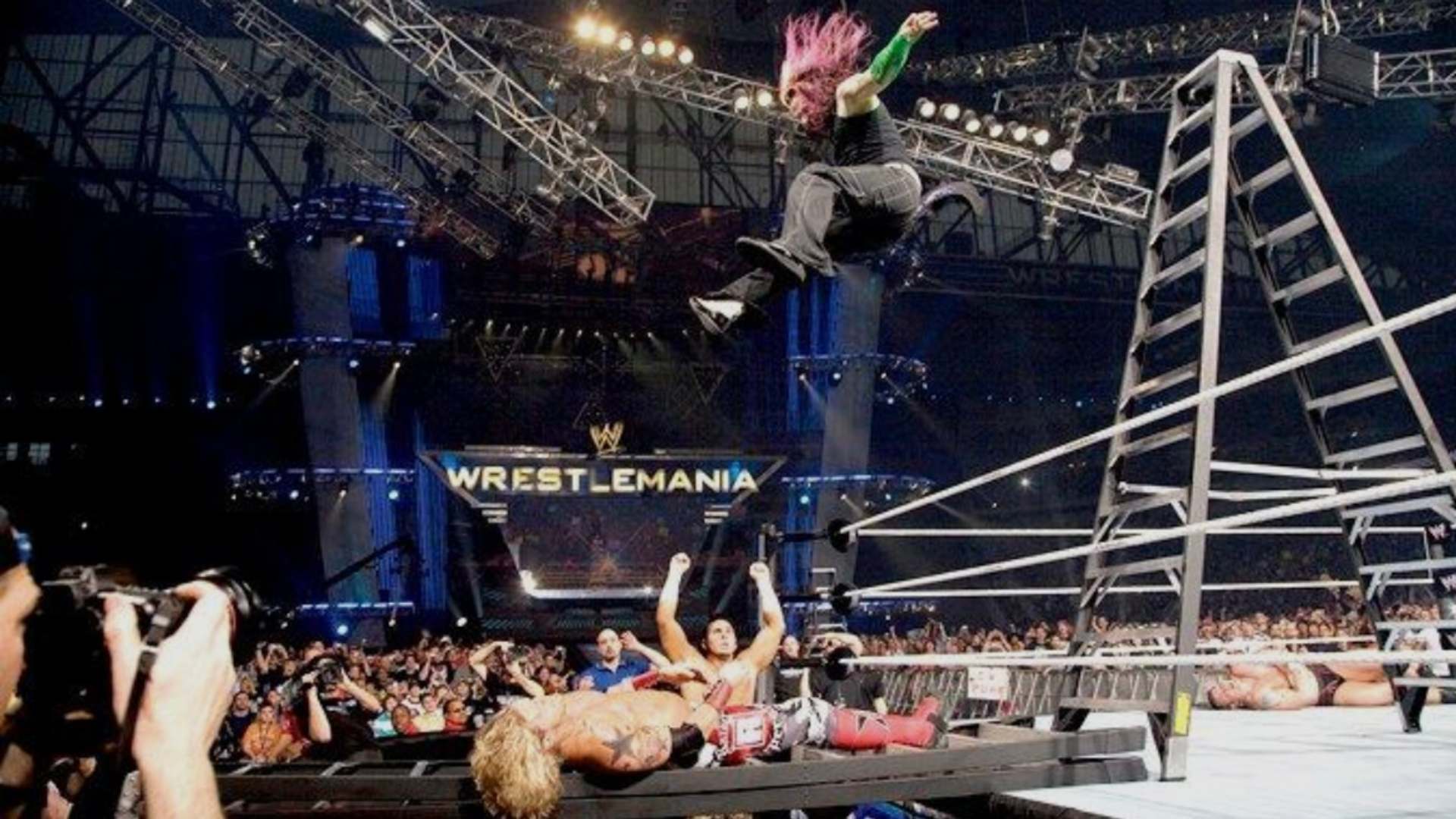 5.⁠ ⁠Money in the Bank Ladder Match (WrestleMania 23)
