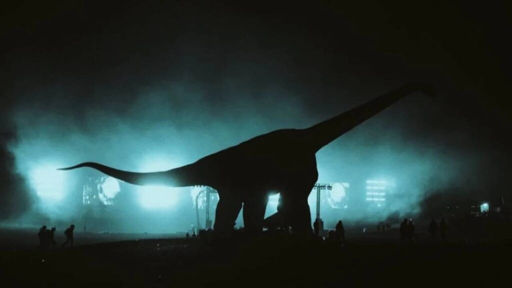 The End Of Oak Street (Image: Warner Bros. Pictures)