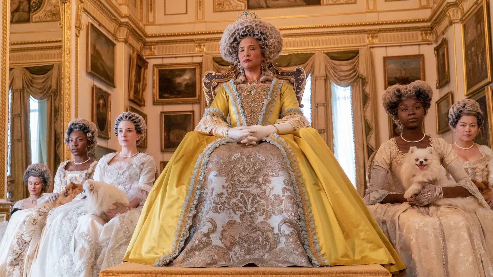 13. Queen Charlotte's look was inspired by Beyonce as Foxxy Cleopatra in Goldmember