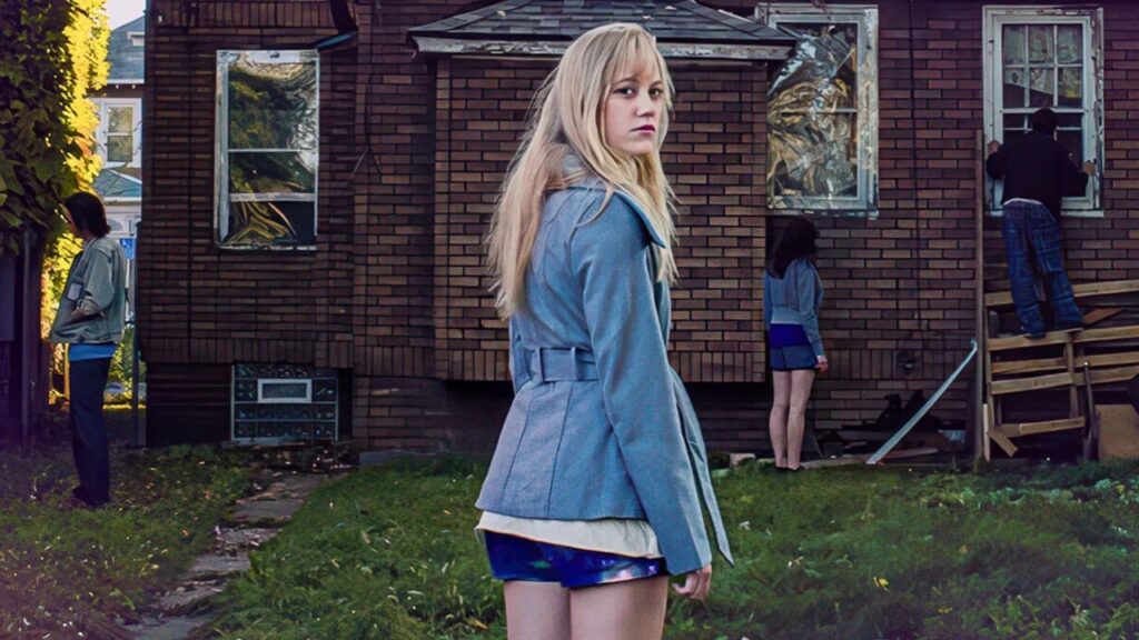 It Follows (Image: RADiUS-TWC)