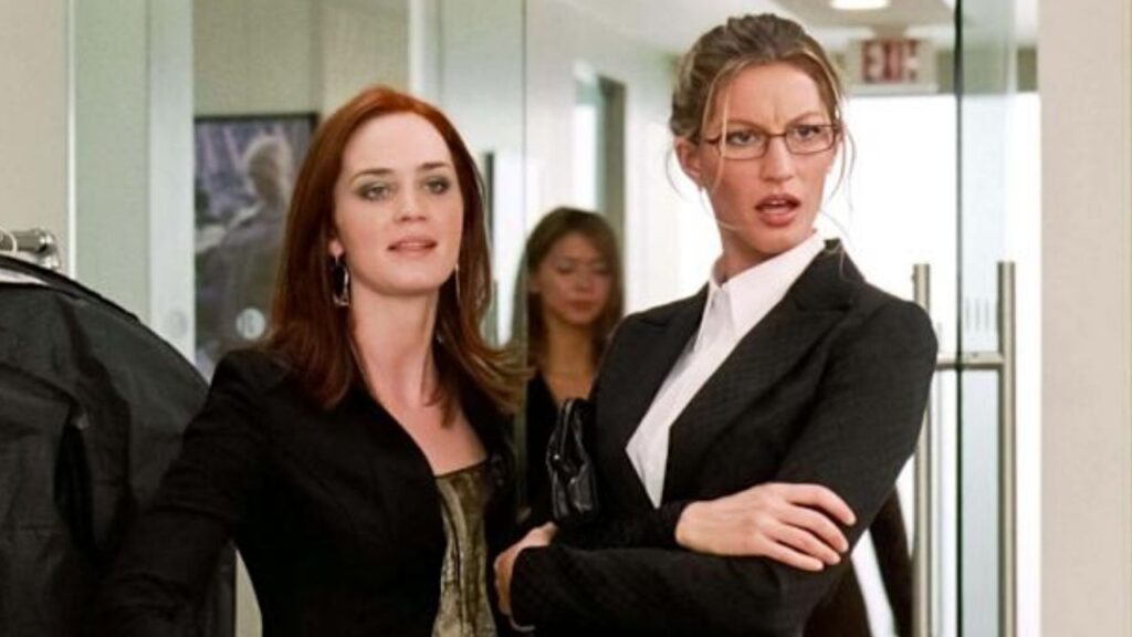 Gisele Bündchen and Emily Blunt in The Devil Wears Prada