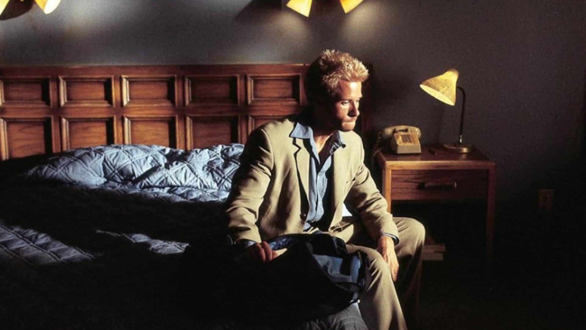 6. Memento (2000, Christopher Nolan)