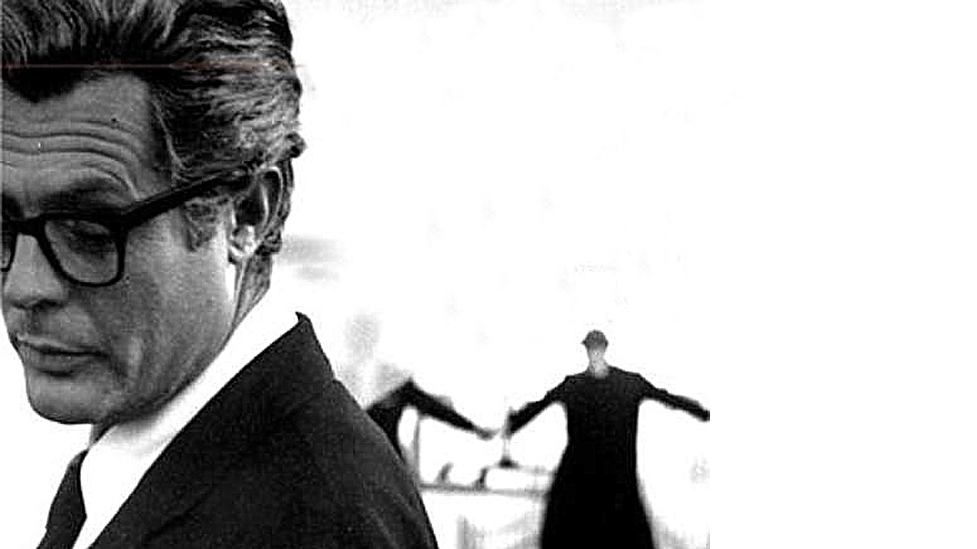 1. 8½ (1963)