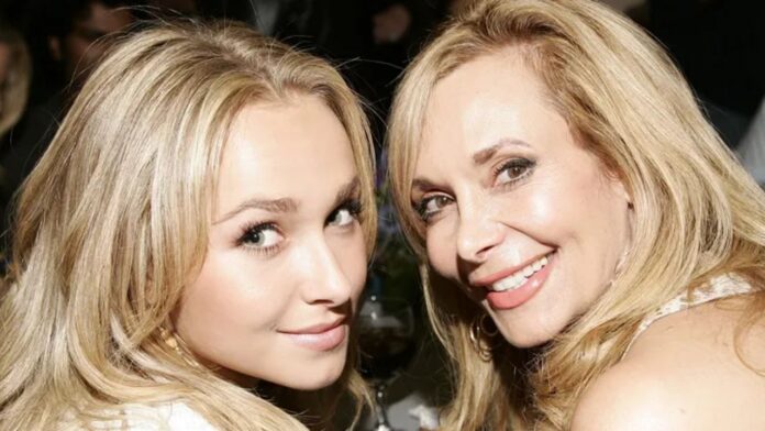 Hayden Panettiere and Lesley Vogel Hayden Panettiere and Lesley Vogel