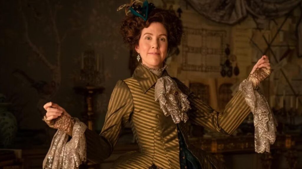 Aunt Elizabeth in The Great (Image: Hulu)