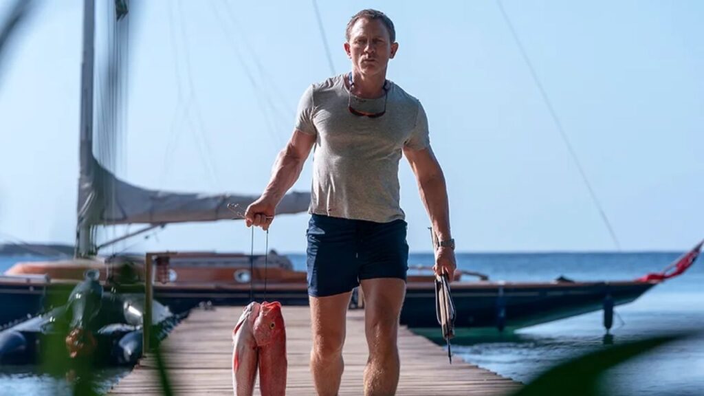 Daniel Craig in Jamaica in 'No Time To Die'