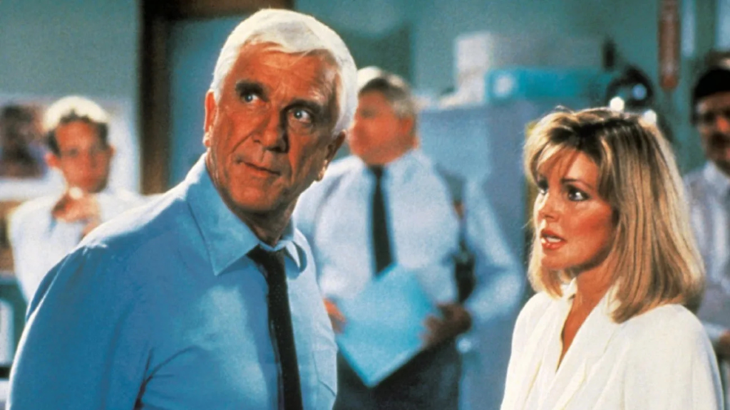 Still from The Naked Gun: From the Files of Police Squad! (1988) 