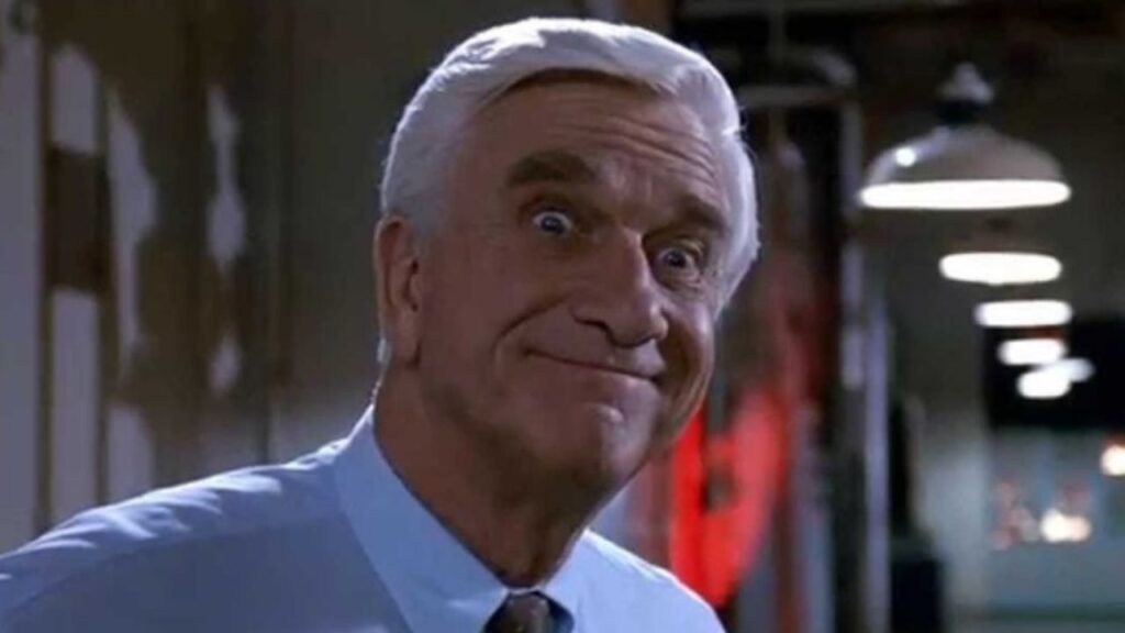 Still from The Naked Gun: From the Files of Police Squad! (1988)