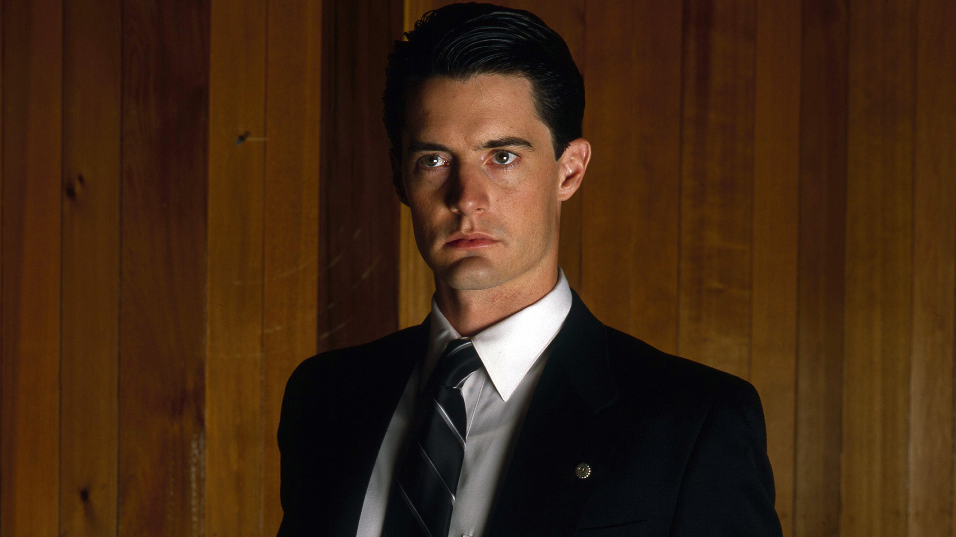 3. Twin Peaks (1990)