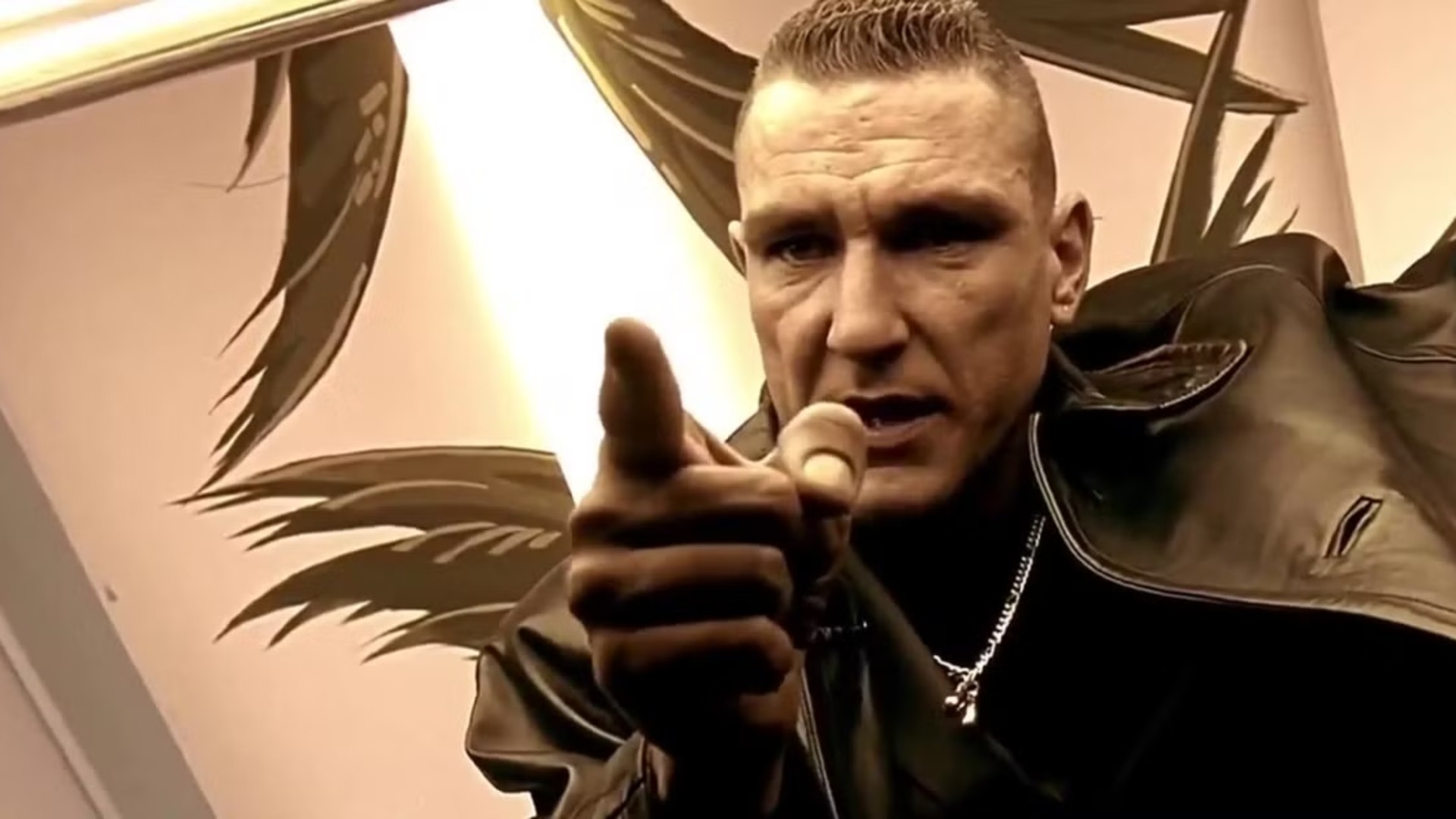 10. Vinnie Jones (1998)