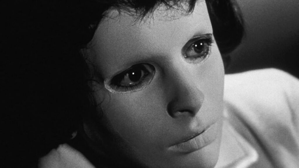 Christiane in 'Eyes Without A Face' (Image: Lux Compagnie Cinématographique de France)