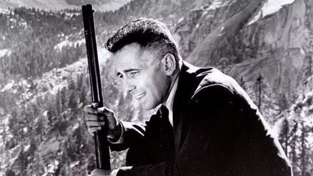 Humphrey Bogart as Roy 'Mad Dog' Earle in 'High Sierra' (Image: Warner Bros.)