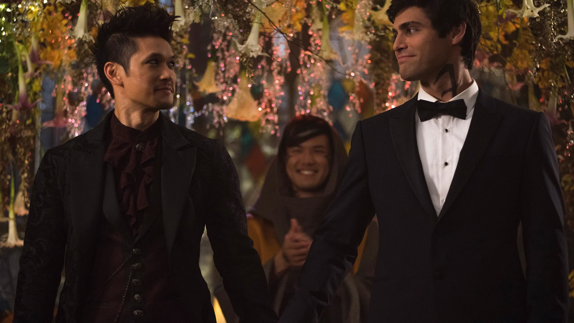 2. Magnus and Alec (Shadowhunters)