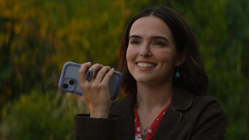 Still from 'Voicemails for Isabelle'