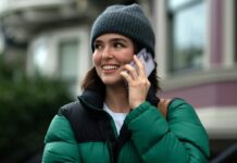 zoey deutch voicemails for isabelle