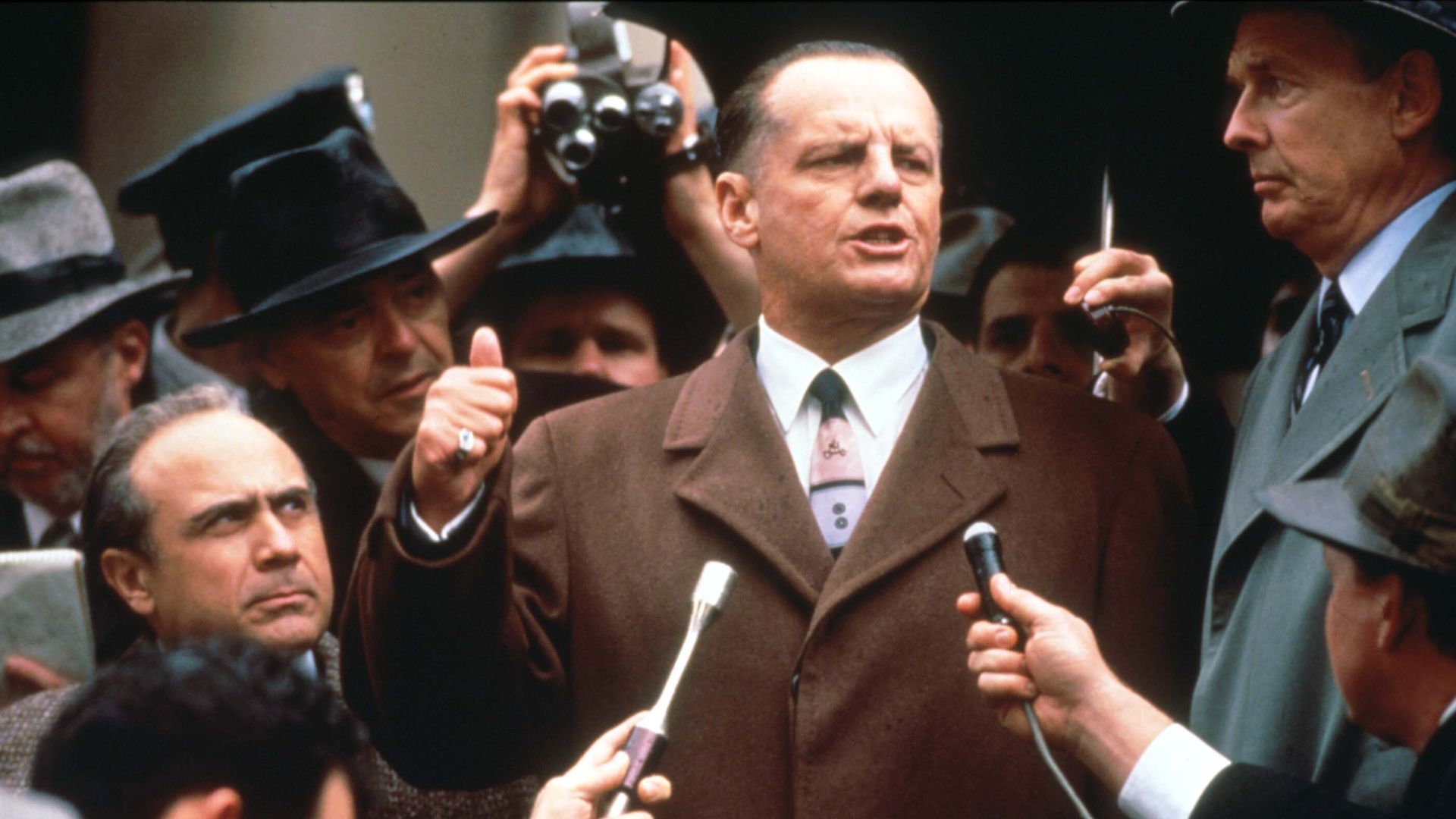 9. Hoffa (1992)