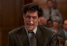 Jim Carrey’s Close Call With A Grizzly Bear Left Him Expecting The Worst Jim Carrey in a still from 'Liar Liar'