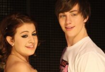A still from 'Angus, Thongs and Perfect Snogging'