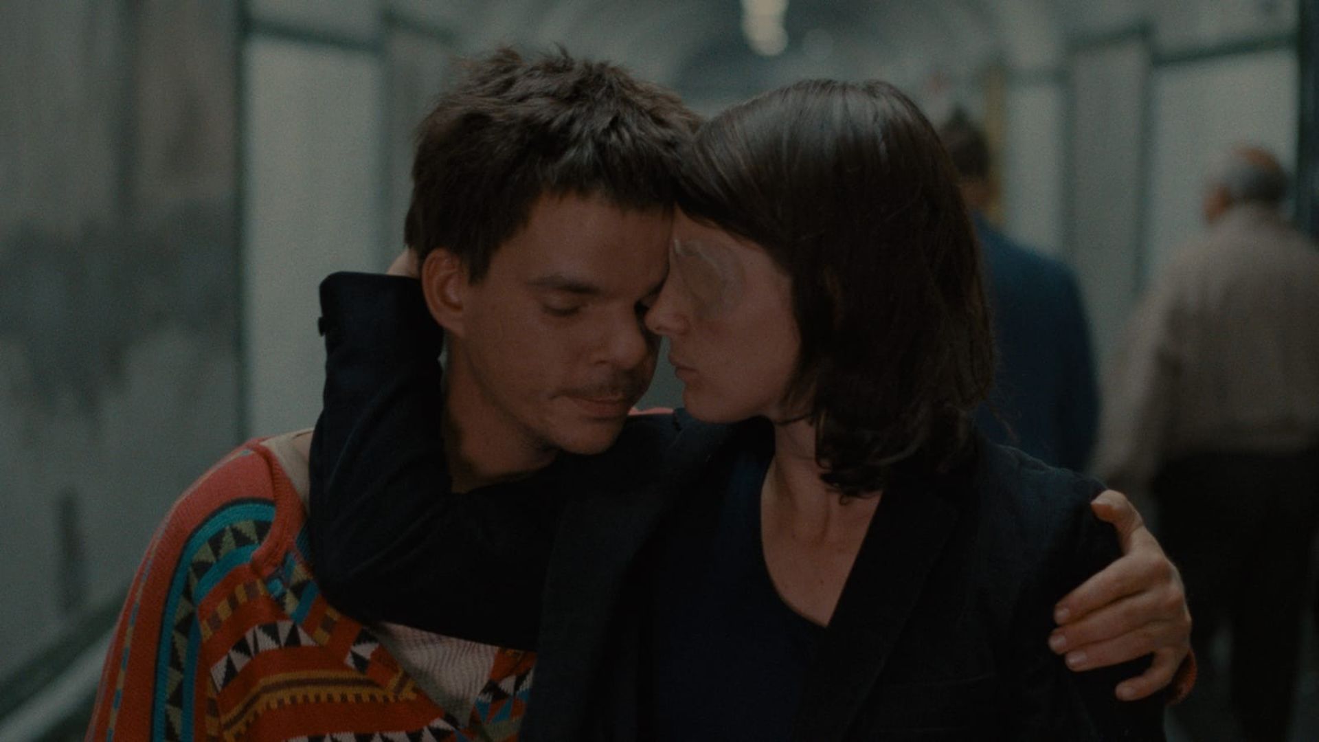6. The Lovers On The Bridge (1991)