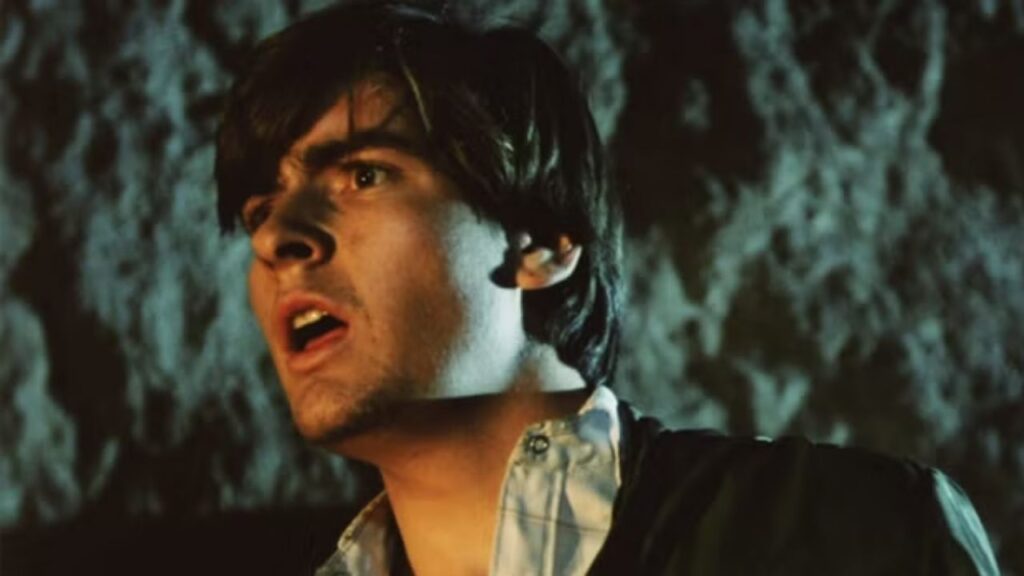Charlie Sheen in 'Grizzly II: Revenge'