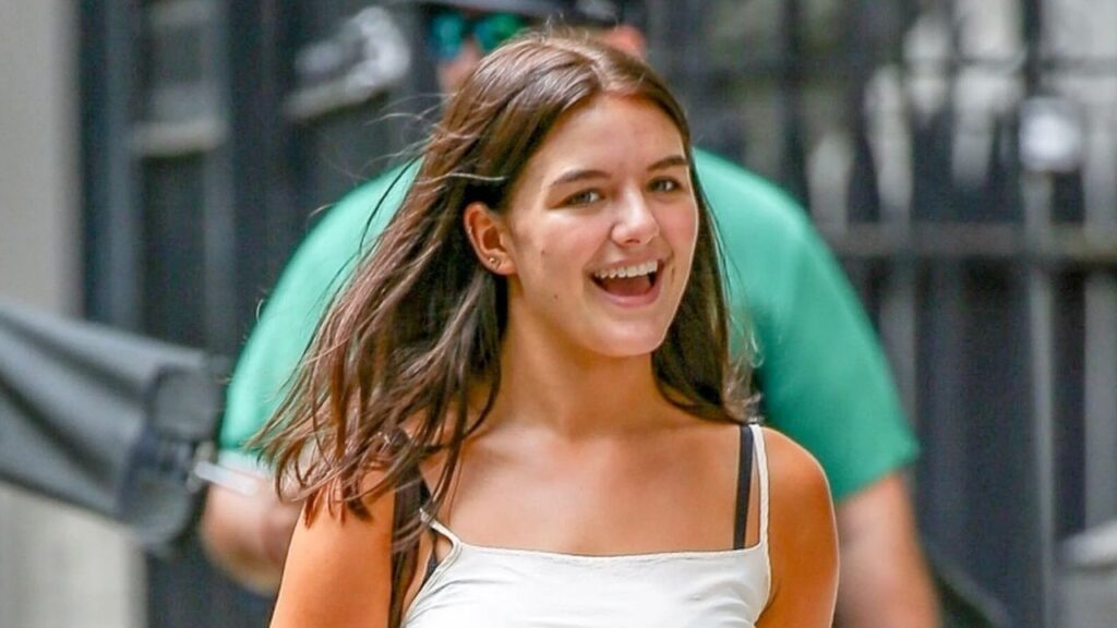Suri Cruise (HOLA)