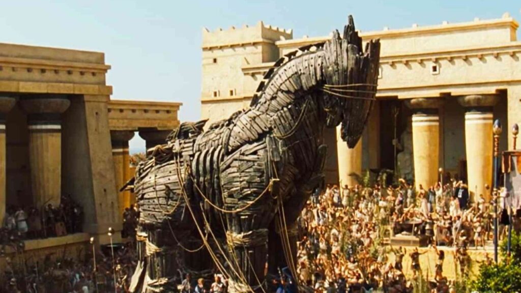 The Trojan Horse in 'Troy' (2004) (Image: Warner Bros. Pictures)