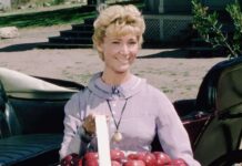 Charlotte Stewart in 'Little House on the Prairie'