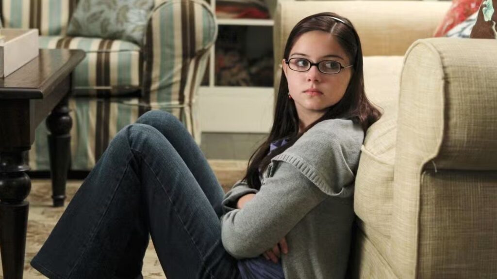 Alex in Modern Family (2009-2020) (Image: ABC)