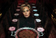 Jessica Lange in American Horror Story Season 13
