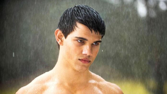 Jacob in the Twilight franchise (Image: Summit Entertainment) Jacob in the Twilight franchise (Image: Summit Entertainment)