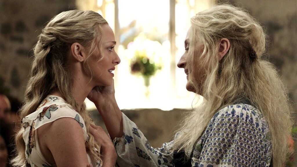 Amanda Seyfried and Meryl Streep (Image: Universal Pictures)